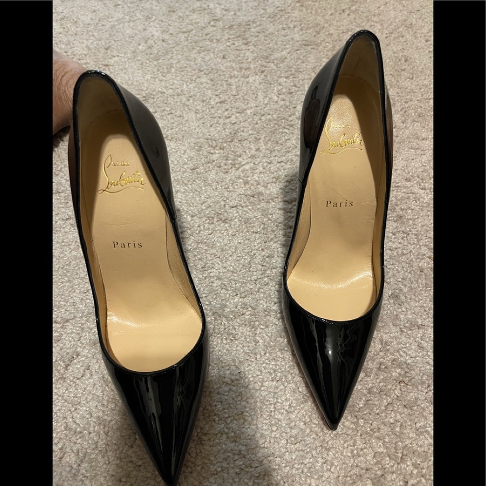 🚫 SOLD 🚫 christian louboutin heels